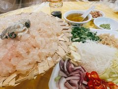 -官塘陈记鱼生·潮汕砂锅粥·牛肉火锅(潮枫路总店)