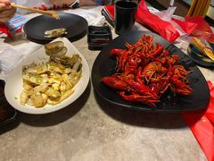 -沪小胖小龙虾(淮海中路旗舰店)