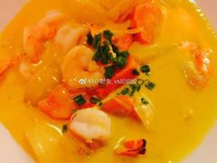 -Lanterns Vietnamese Restaurant