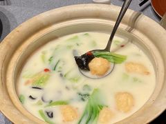 鱼汤煮时蔬-柿合缘新京菜(国金中心商场店)