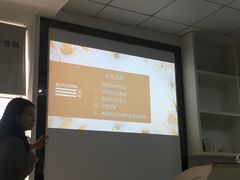 -首脑美容美发化妆美甲培训学校(龙岗校区)