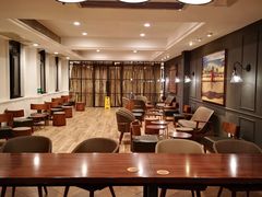 大堂-星巴克臻选(广州沙面店)