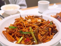 -关东小磨东北菜(漕河泾印象城店)