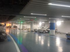 -大连恒隆广场-地下停车场