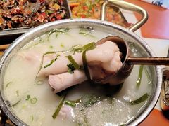 -何师烧烤Pro ·小龙虾·江湖川菜·精酿啤酒(太古里旗舰店)