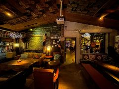 -城墙外BAR