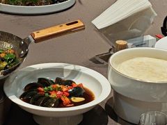 -香山湖家家宴(中山陵店)
