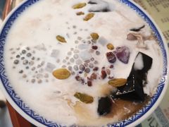 招牌椰奶烧仙草-黄氏壹品汇•水牛奶甜品(全国总店)