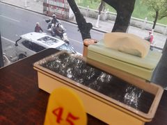 -潮镇老尾牛杂(环城西路店)