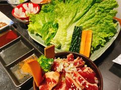 -山川小町·极番烧肉(新地假日广场店)