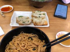 -小姜锅贴(凤凰街店)
