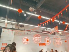 -洪霞餐馆·川菜·鲜货现炒(两江春城店)