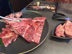-铭牛烧肉·和牛海鲜自助(高新月牙湖店)