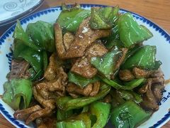 -胡子饮食店