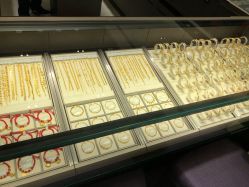 -周大福CHOW TAI FOOK(万象城店)