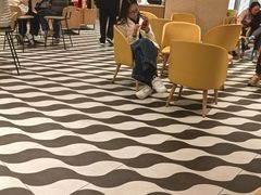 -星巴克臻选(莘庄仲盛店)