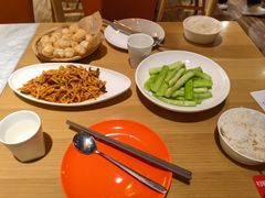 -渝信川菜 · 川味家常菜(财富购物中心店)