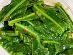 松子炒山苏叶-若蘭慈·无国界素食料理(欢乐海岸店)