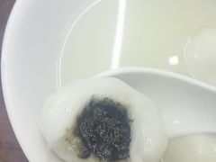 芝麻汤圆-朱新年·苏式汤团·面点(北寺塔店)