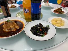 -香山湖家家宴(中山陵店)