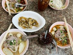 -榮泰米粉湯(Left Shop)