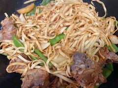 -内蒙焖面大盆骨餐馆(山大路店)