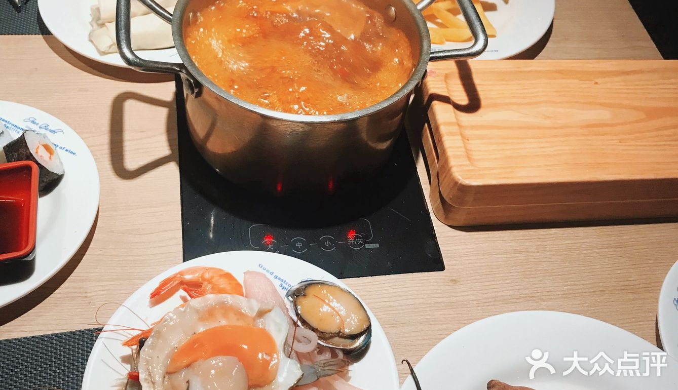 性价比高的自助餐之星伦多海鲜自助
