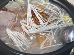 -九寨特色牦牛肉汤锅 羊肉汤锅