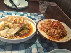 -川流不息·地道川菜·小龙虾(新松江路店)