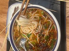 -云阿蛮云南生烫牛肉米线(奉贤路店)