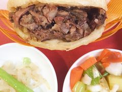 -闫家驴肉老店(华电一校店)