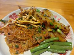 -老方桌烂蹄花川菜馆(九龙坡店)
