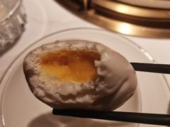 流汁沙皇包-领鲜天下·焗海鲜·花胶鸡(天目里店)