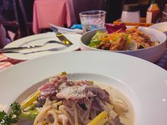 -鲨鱼美式餐厅酒吧Sharky