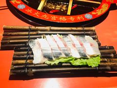 巴沙鱼-巴九门老火锅(来福士打望店)