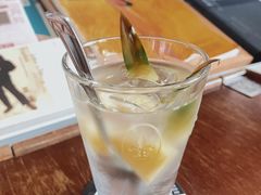 -巴浪鱼咖啡馆 Local Fish