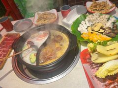 -钢管厂五区小郡肝串串香火锅(梅川路店)