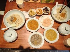 -裕兴记•蟹黄面馆(人民广场店)