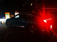 -北汽鹏龙ARCFOX极狐(国贸店)