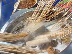 -马路边边串串香(苗栗路店)