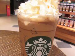 桂花馥芮白-星巴克(深圳广电金融中心分店)