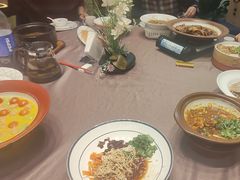 -香山湖家家宴(中山陵店)