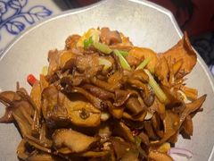 -卢大鲜鱼头捞饭(美利广场店)
