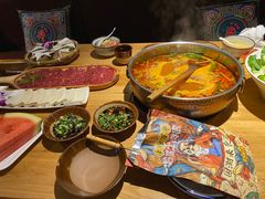 -黔诚多彩火锅(甲秀楼店)