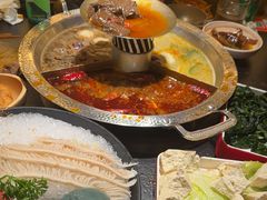 -晓宇重庆火锅(西安荟聚店)