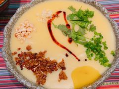 -香巴拉云南餐厅(华莱坞店)