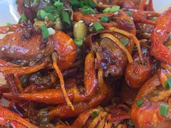 -江湖亮亮蒸虾大排档烤全羊清真(武汉总店)