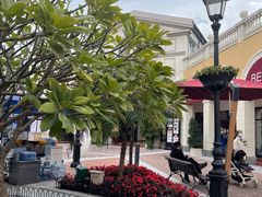 -佛罗伦萨小镇广佛名品奥特莱斯(疏港路店)