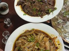 -朝伟清真铜瓢牛肉馆(三十年老·店)