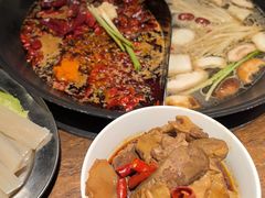 -萍姐火锅·公路夜市(武汉首店)